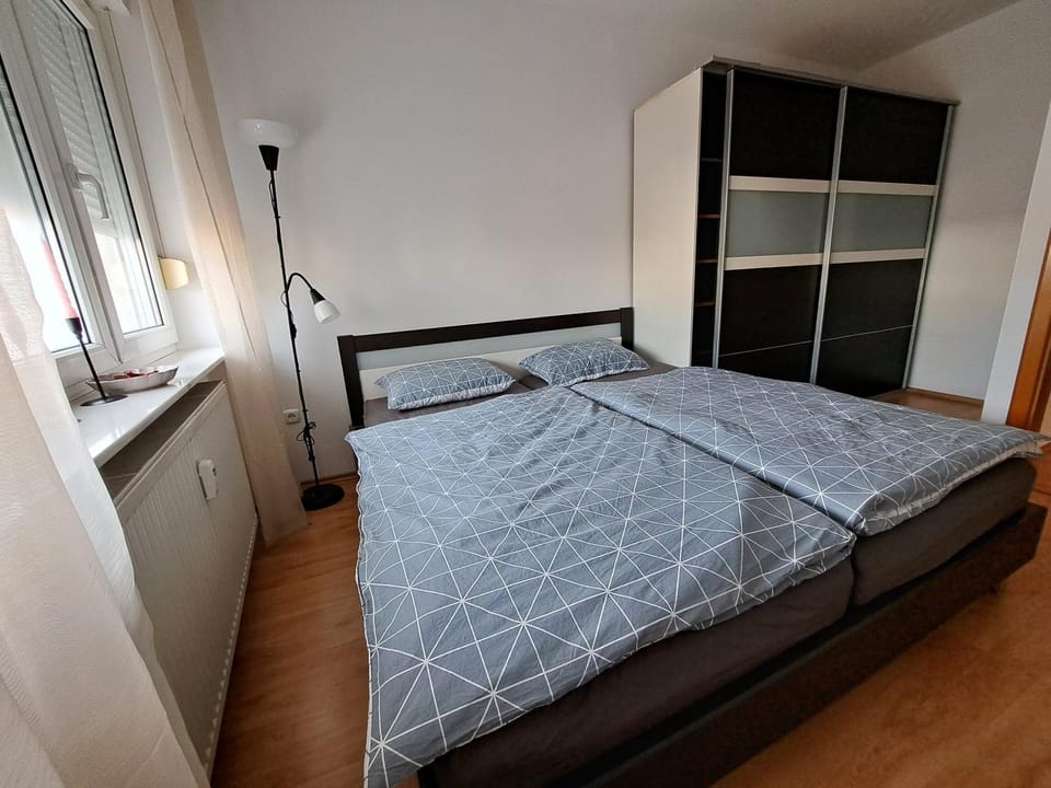 Bed, Photo of the whole room, Bedroom, wardrobe