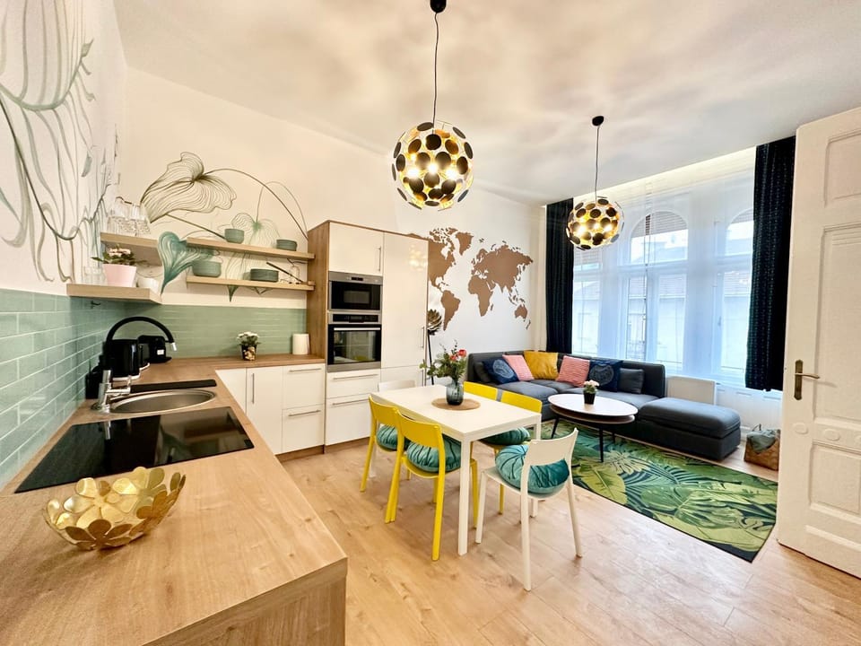 Living room, Dining area