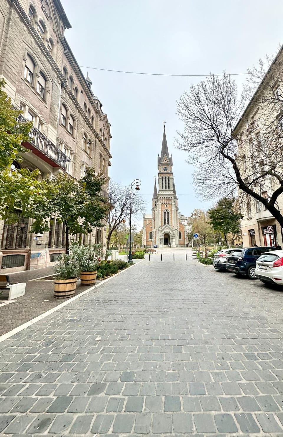 Neighbourhood, Street view, Location