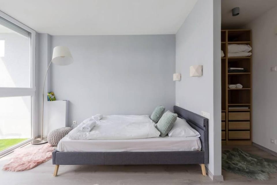 Bed, Bedroom, wardrobe