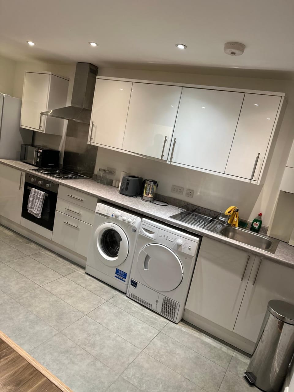 Kitchen or kitchenette, minibar, pet friendly, stove, washing machine, dryer