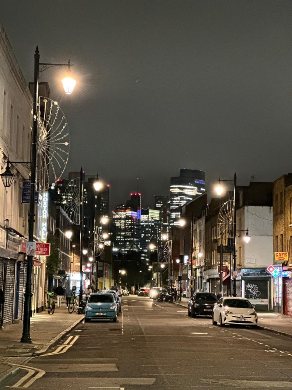 Property building, Night, Neighbourhood, City view, Street view, Location, Parking