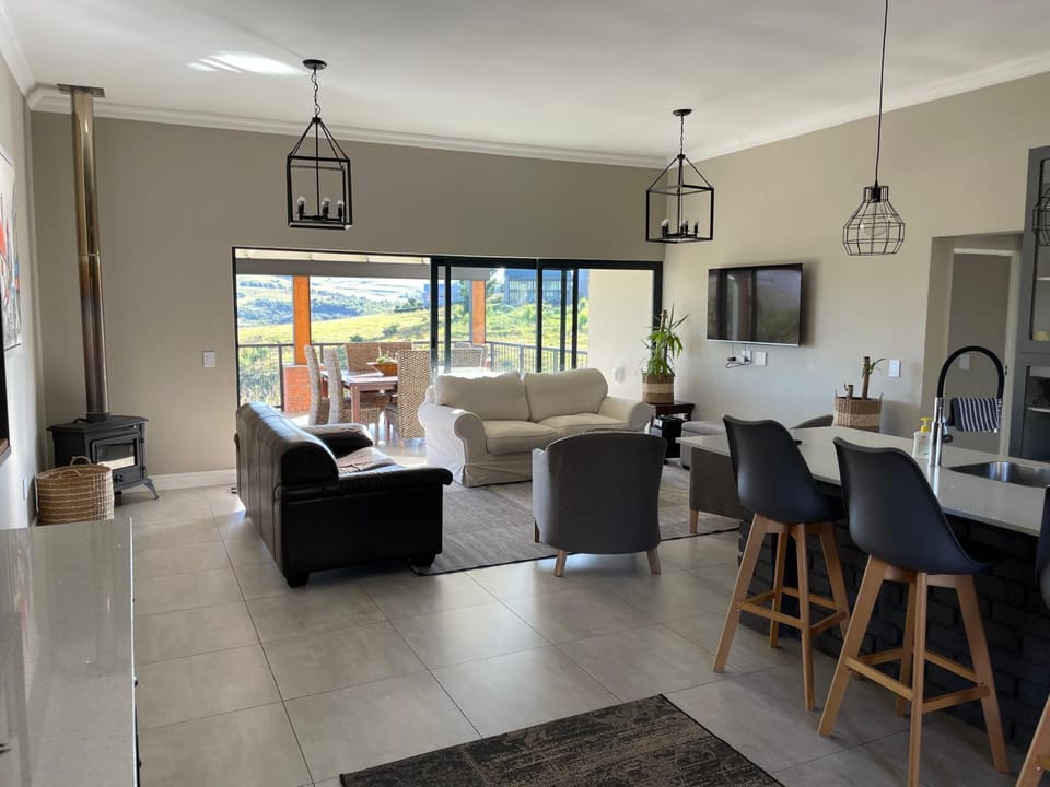 Highland Gate Eagles Breeze House in South Africa