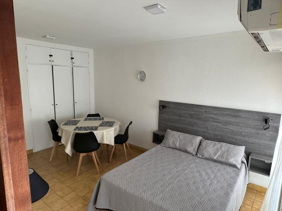 Departamento luminoso y céntrico Apartment in Mar del Plata