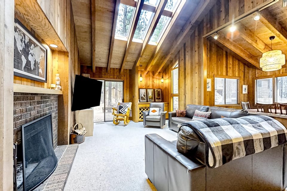 Three Peaks Hideaway House in Oregon