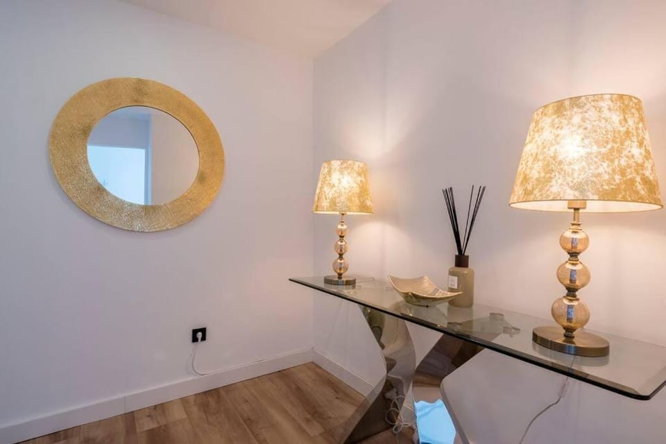 2 Luxurious apartment in the heart of puerto banus Apartment in Marbella