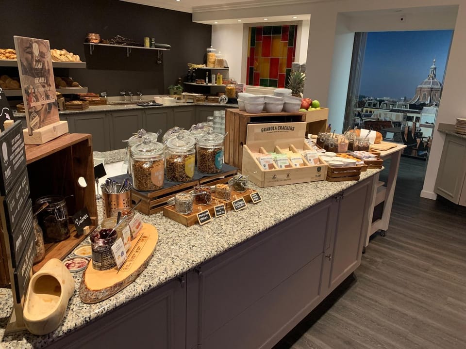 Breakfast, Continental breakfast