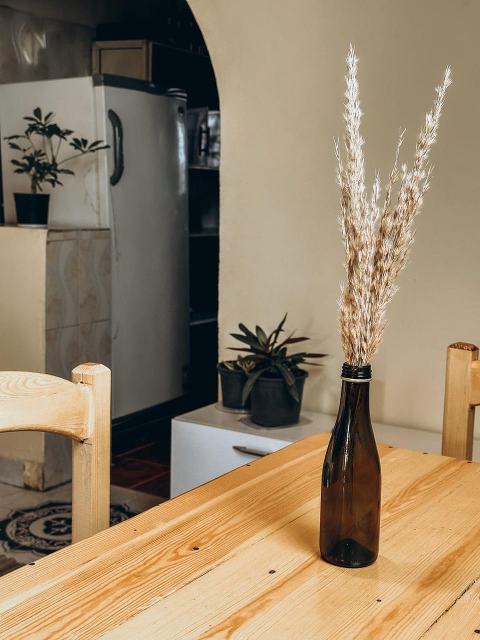 Kitchen or kitchenette, Decorative detail, Dining area