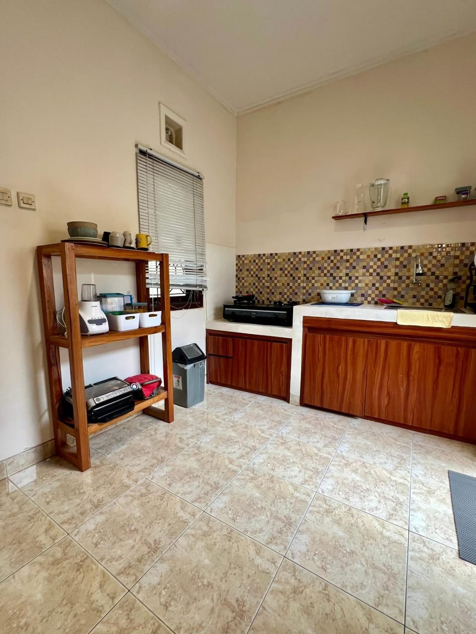 3BR 3BA Nyoman House near GWK Cultural Park and best beaches House in Kuta Selatan