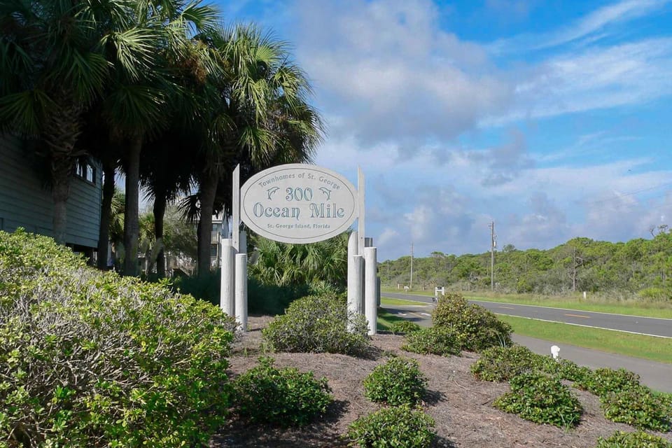 Ocean Mile G-3 Apartment in Saint George Island