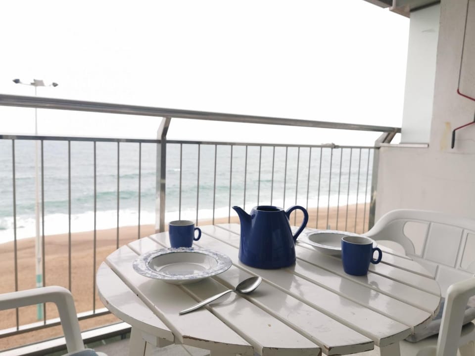 Estudio con Terraza y Vista al Mar en Costa Brava - ES-209-7 Apartment in Platja d'Aro