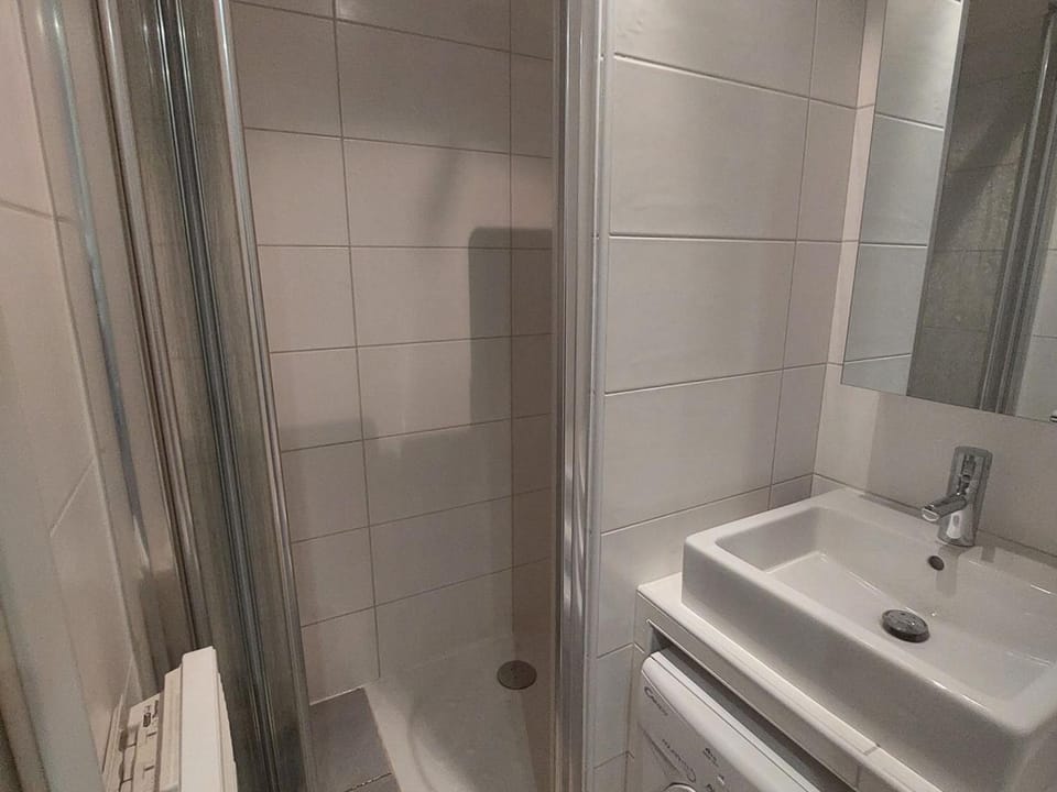 Charmant 2 pièces au pied des pistes avec balcon et casier à ski - FR-1-516-211 Apartment in Les Deux Alpes