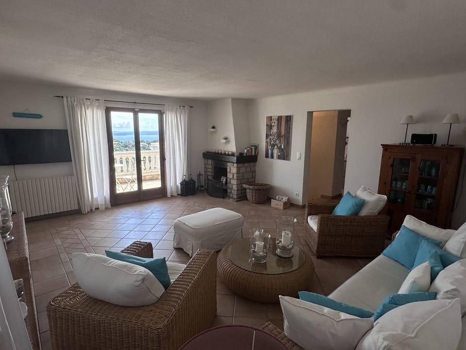 Villa avec piscine privée, climatisation et parking aux Issambres - FR-1-768-4 Villa in Roquebrune-sur-Argens