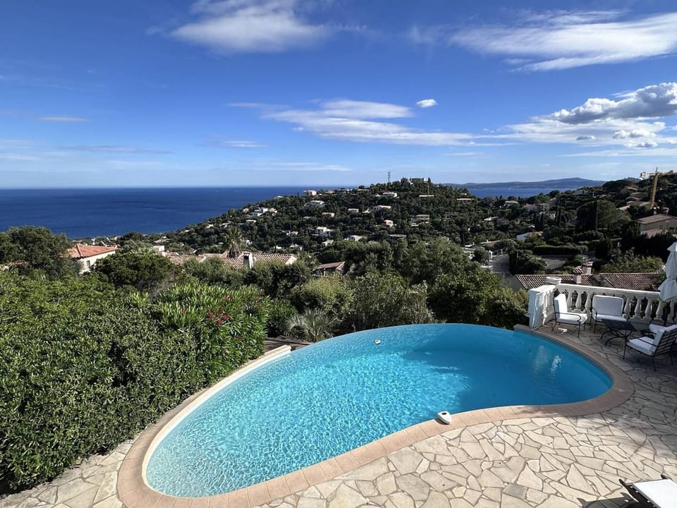 Villa avec piscine privée, climatisation et parking aux Issambres - FR-1-768-4 Villa in Roquebrune-sur-Argens