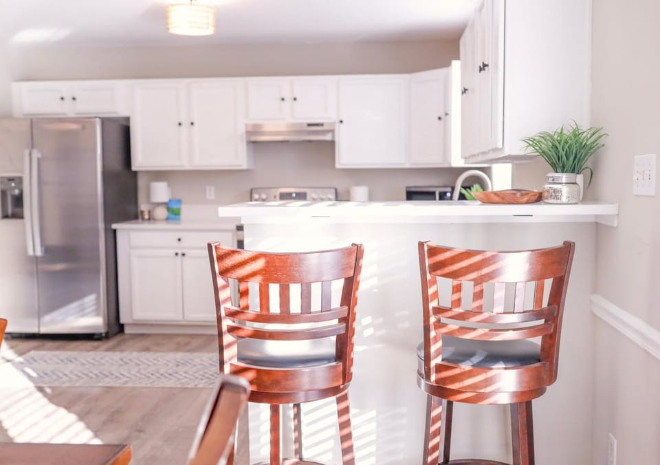 minibar, pet friendly, stove, kitchen