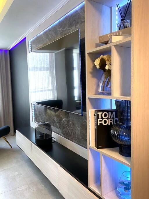 Luxury apt Cape Town City Centre- walk to CTICC Apartment in Cape Town