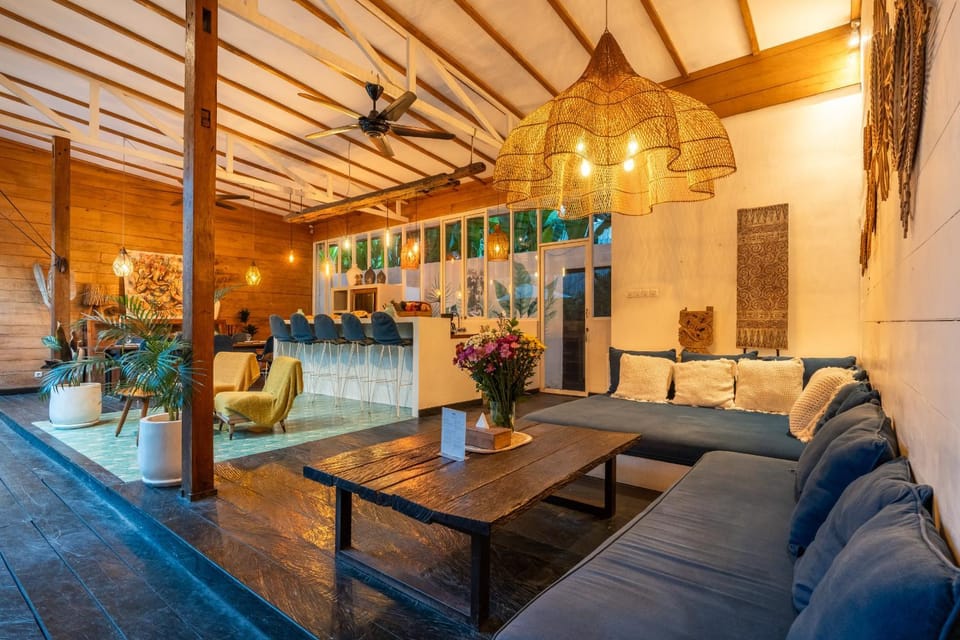 Communal lounge/ TV room, Living room