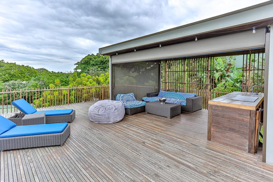 Patio, Spring, Day, Natural landscape, Garden, View (from property/room), Balcony/Terrace, Seating area, Garden view