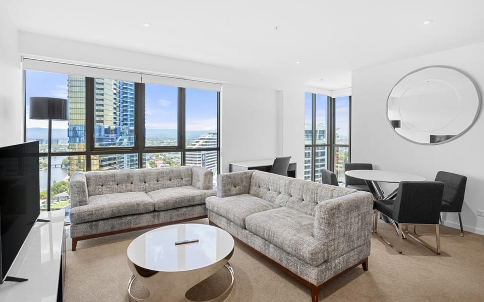 Convenient Located 2 Bedroom Apartment Next to Casino Apartment in Gold Coast