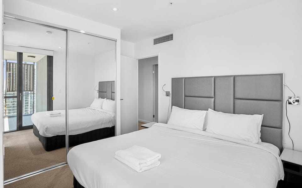 Convenient Located 2 Bedroom Apartment Next to Casino Apartment in Gold Coast