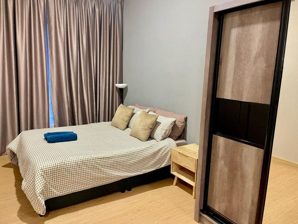 Bed, Bedroom, wardrobe