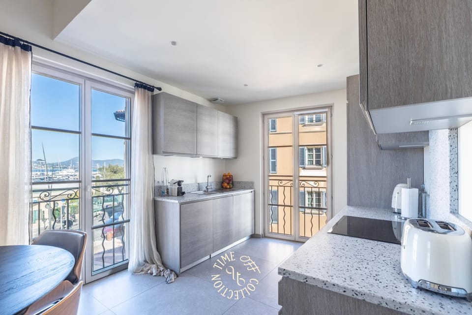 A&A by Time Off Collection Apartment in Saint-Tropez