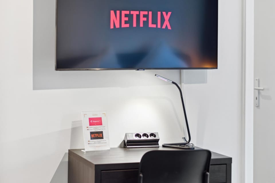 TV and multimedia, hair dresser