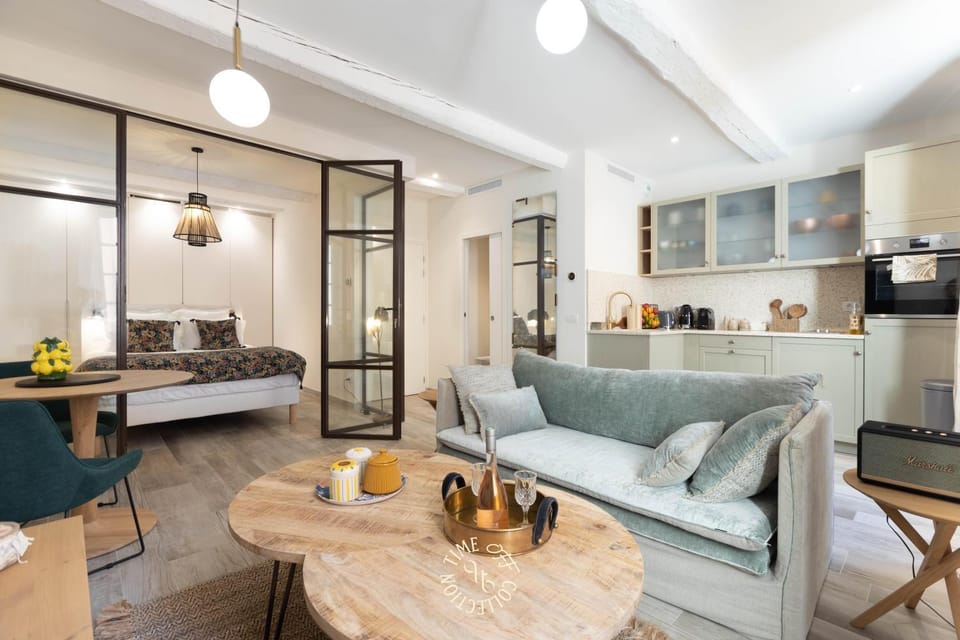 SAINTE ANNE by Time Off Collection Apartment in Saint-Tropez