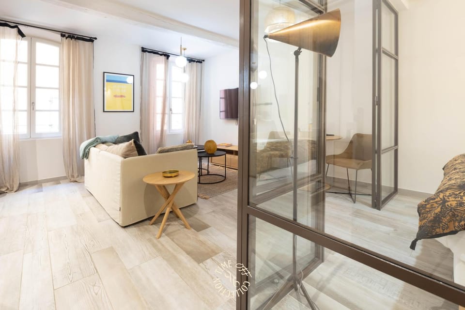 SAINTE ANNE by Time Off Collection Apartment in Saint-Tropez