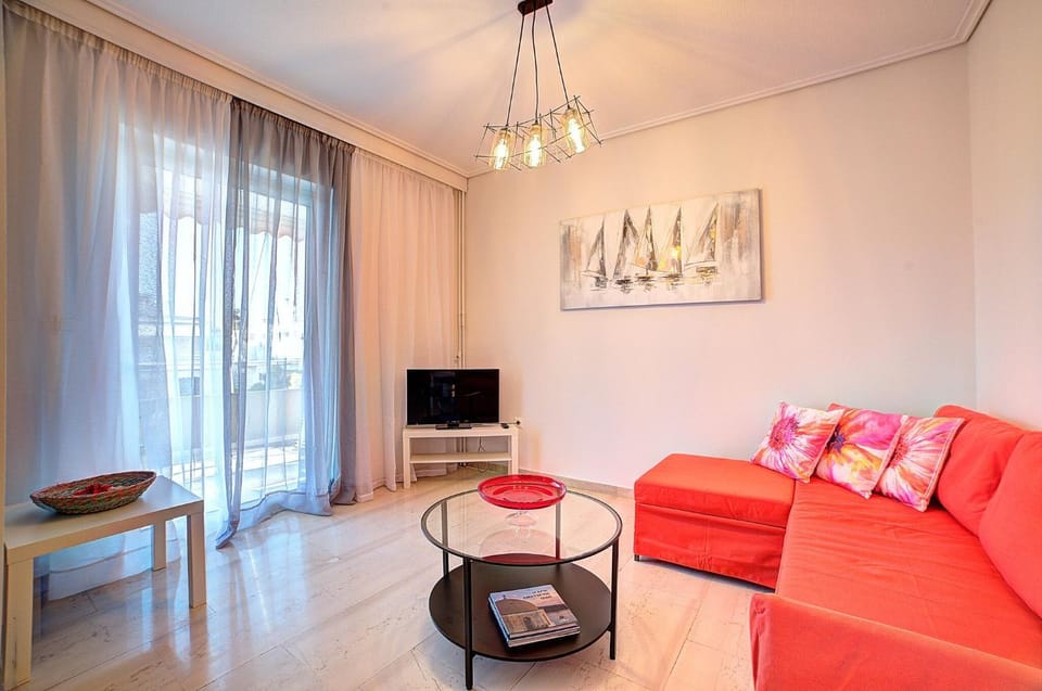 Beautiful apartment in Glyfada center Apartment in South Athens