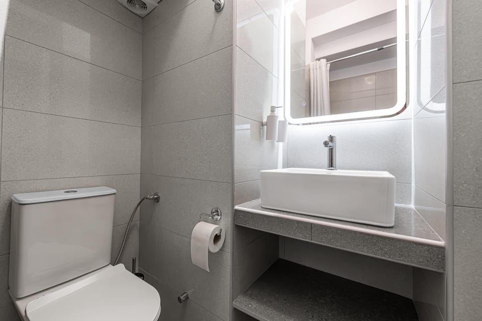 Toilet, Bathroom