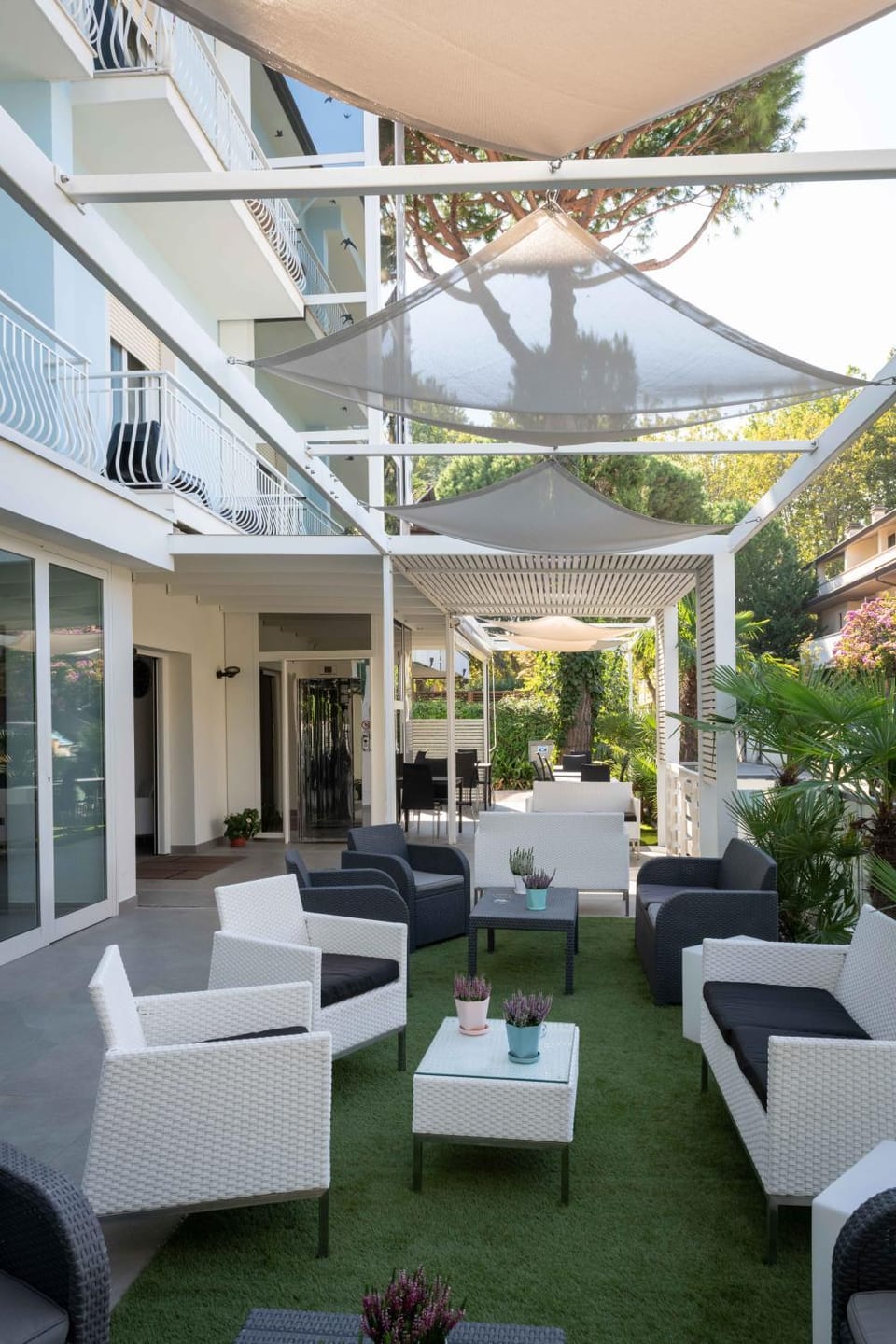 Patio, Day, Garden, Garden, Garden view