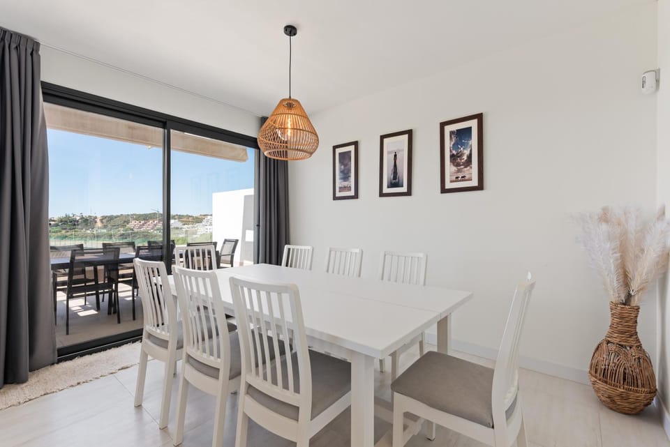 Penthouse moderne et cosy pour vos vacances accessible à pied depuis la plage Apartment in Costa del Sol