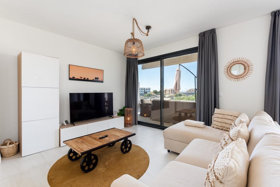 Penthouse moderne et cosy pour vos vacances accessible à pied depuis la plage Apartment in Costa del Sol