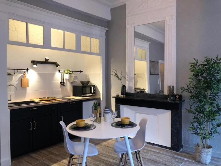 Studio au pied de la cité Apartment in Carcassonne