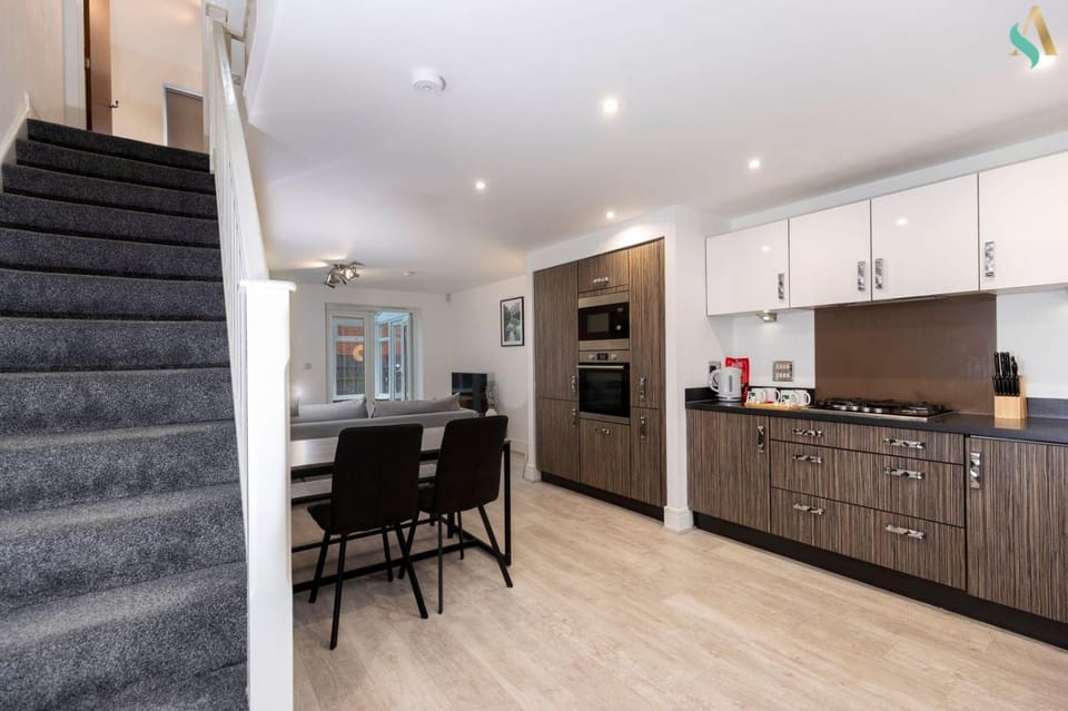 Dining area, Dinner