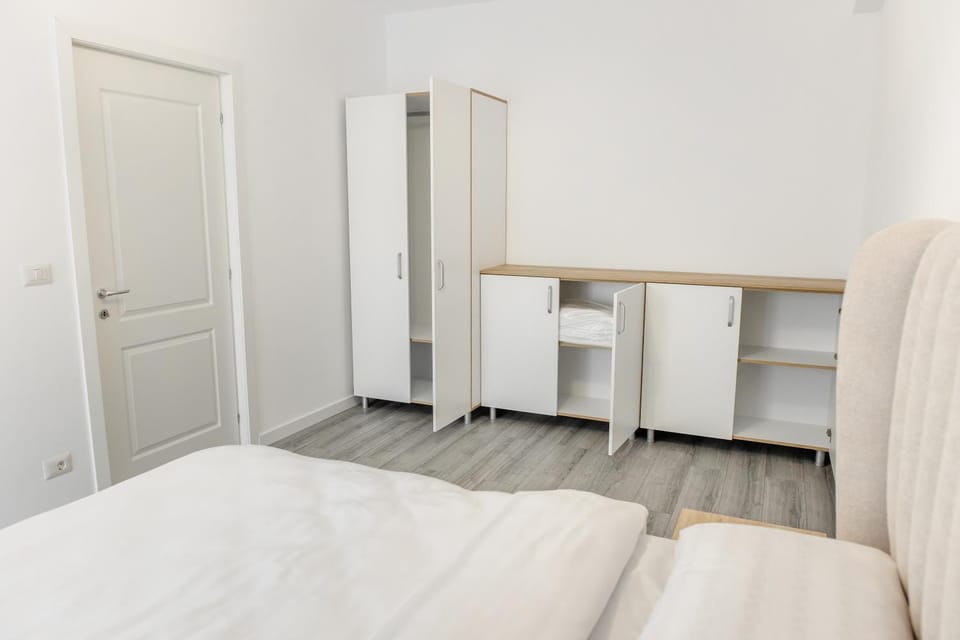 Bed, Bedroom, wardrobe