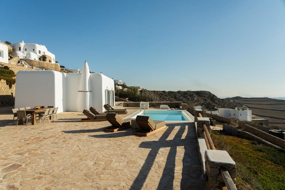 Day, Swimming pool, sunbed