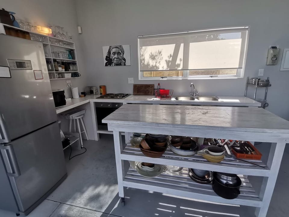 Kitchen or kitchenette, Kitchen or kitchenette
