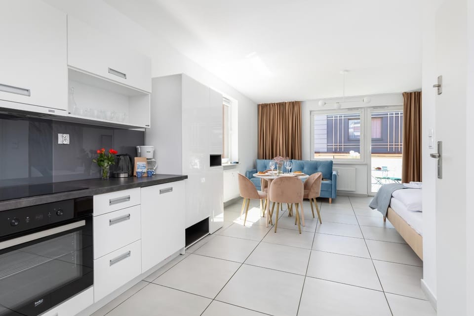 Kitchen or kitchenette, Living room, Seating area