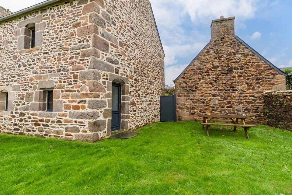 Manoir de Kervegan : Le Logis du P’tit Levant Bed and Breakfast in Lannion