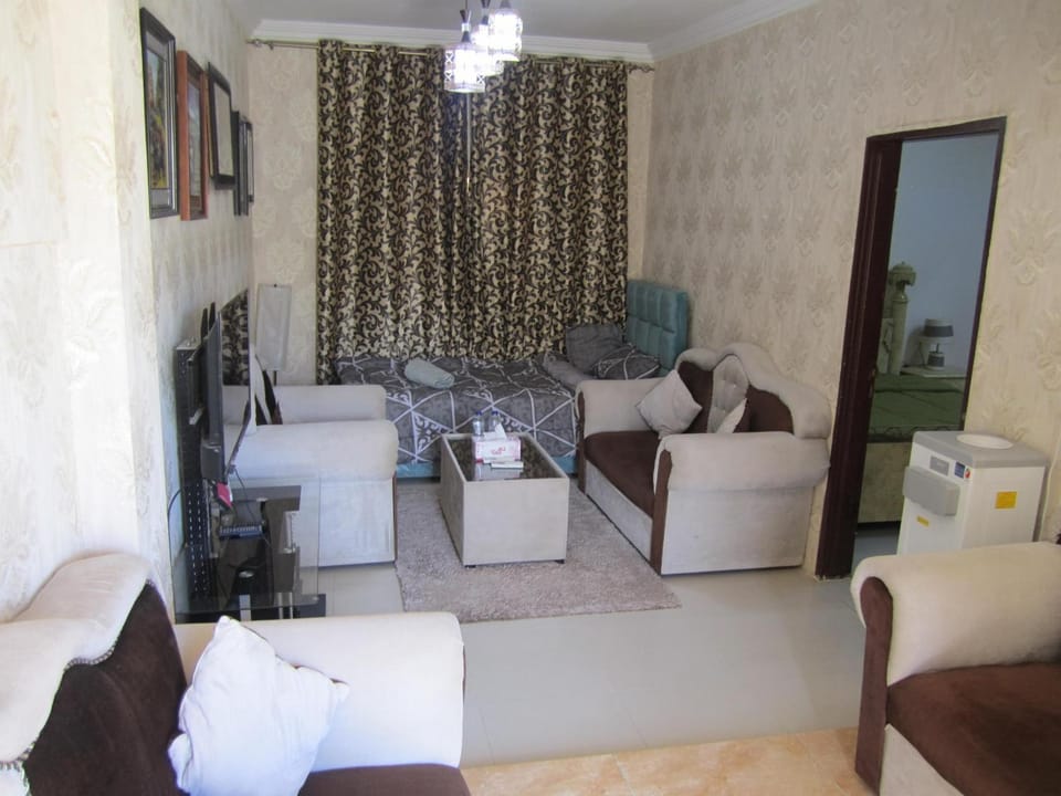 Bed, Living room, Photo of the whole room