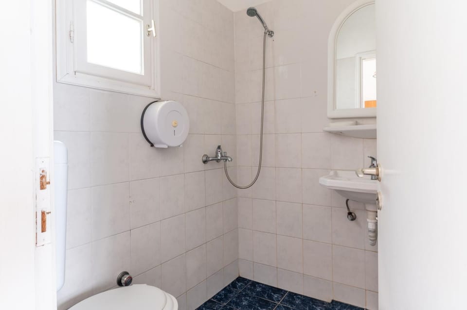 Bathroom, Living room