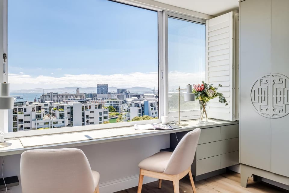 Seating area, City view