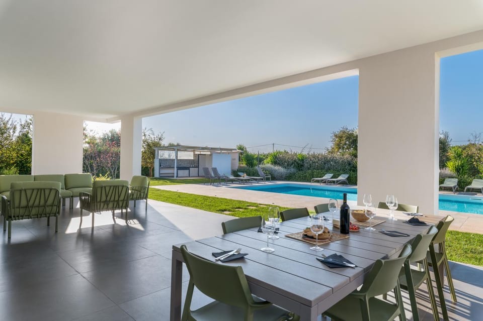 Patio, View (from property/room), Dining area, Pool view