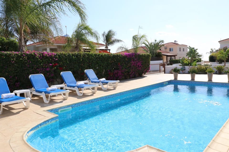 Balcony/Terrace, Swimming pool
