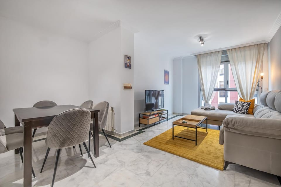 TV and multimedia, Living room, Dining area