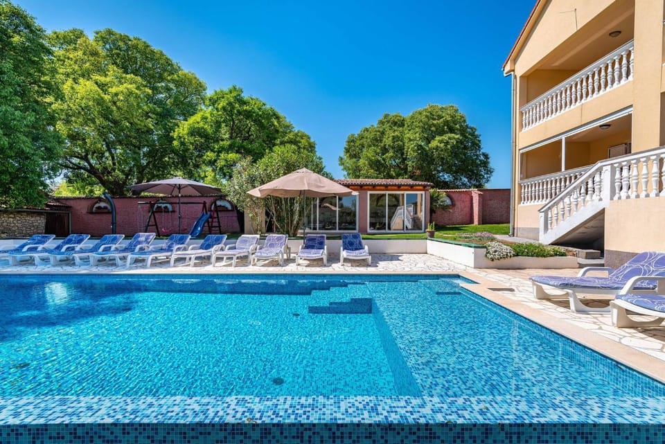 Swimming pool