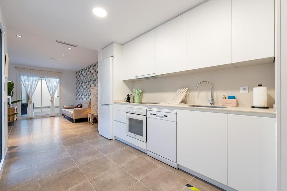 Kitchen or kitchenette, Living room