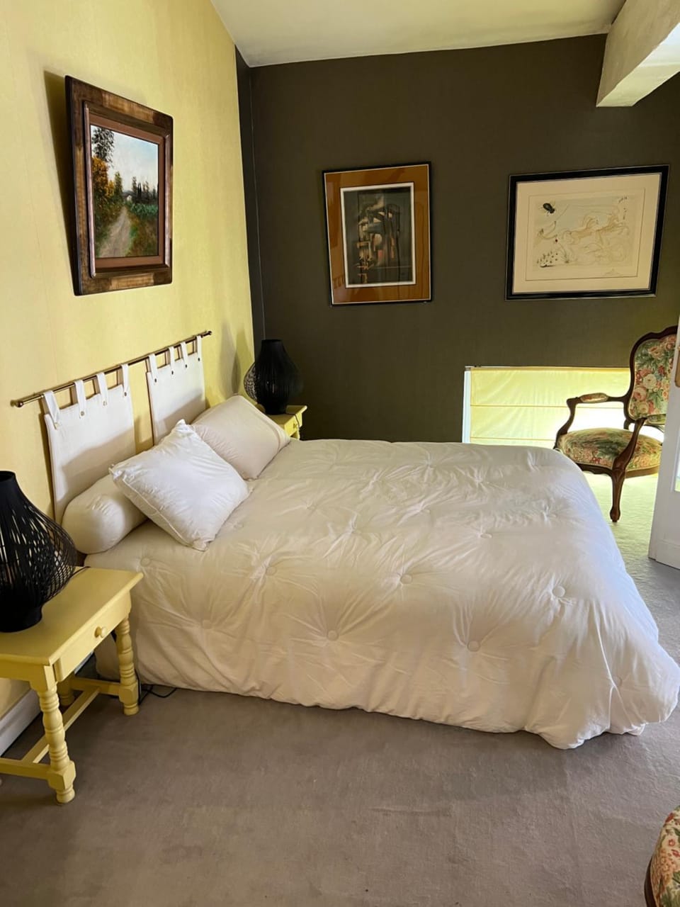 (A)Typique Chartrons Apartment in Bordeaux